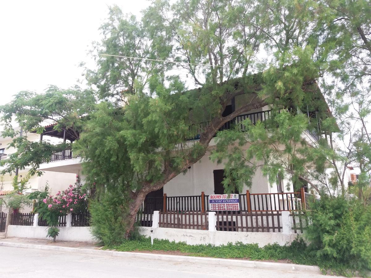 House Kosmas On The Beach Szárti Kültér fotó