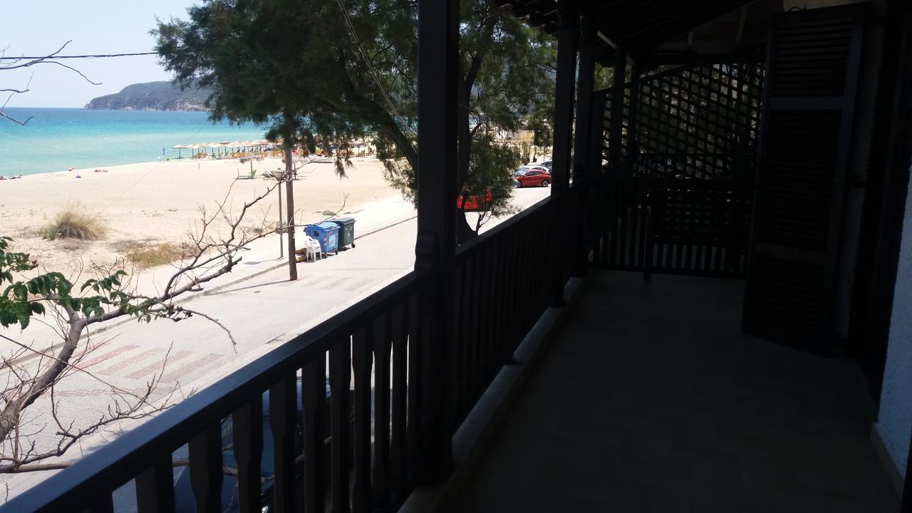 House Kosmas On The Beach Szárti Kültér fotó