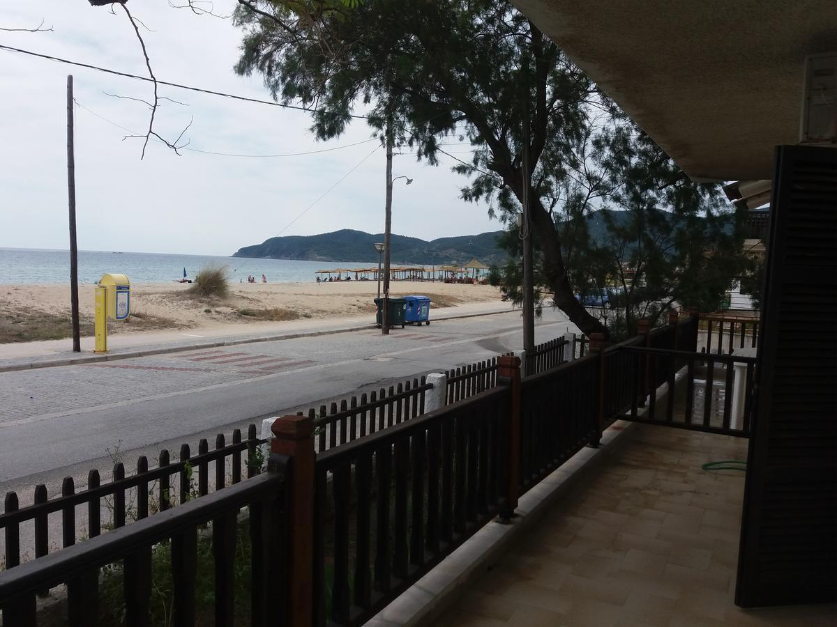 House Kosmas On The Beach Szárti Kültér fotó